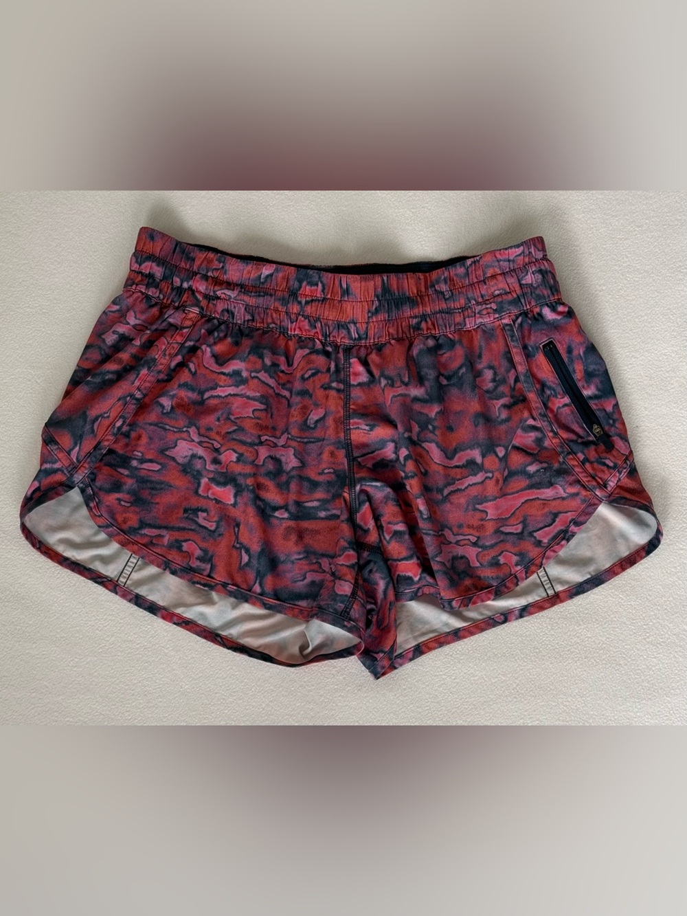 Lululemon Tracker Athletic Shorts - Picture 3 of 5
